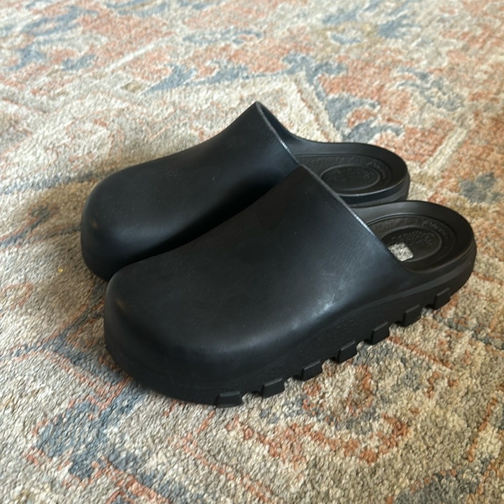 Free People Clogs